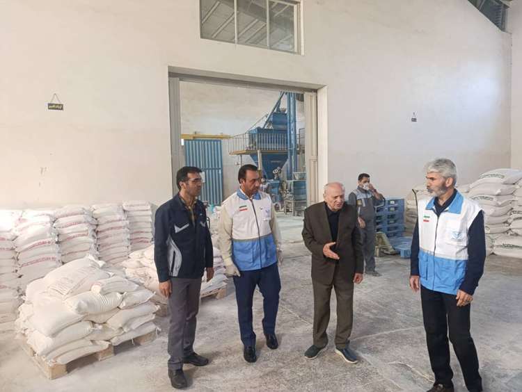 بازدید میدانی مدیر کل دامپزشکی استان گلستان از کارخانه تولیدی خوراک و مکمل دام و طیور