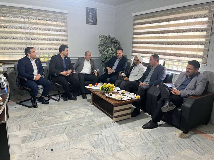  تجدید میثاق مدیران اجرایی آزادشهر با کارکنان دامپزشکی/ تاکید بر هم‌افزایی برای تقویت امنیت غذایی